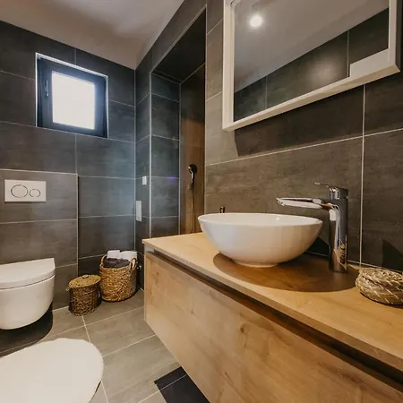 Lux Core With Amazing View And Heated Pool Βίλα *