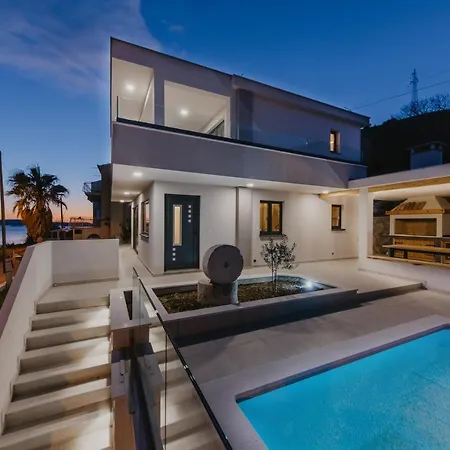 Βίλα Lux Core With Amazing View And Heated Pool *