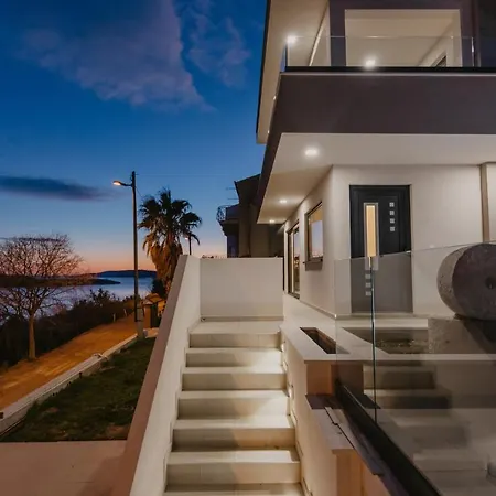 Lux Core With Amazing View And Heated Pool Βίλα *